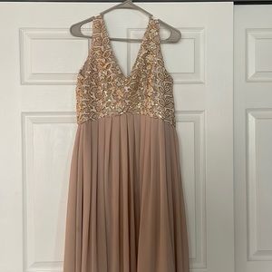 Neutral Bridesmaid Dress with sequin on top, Size Medium (6/8)
